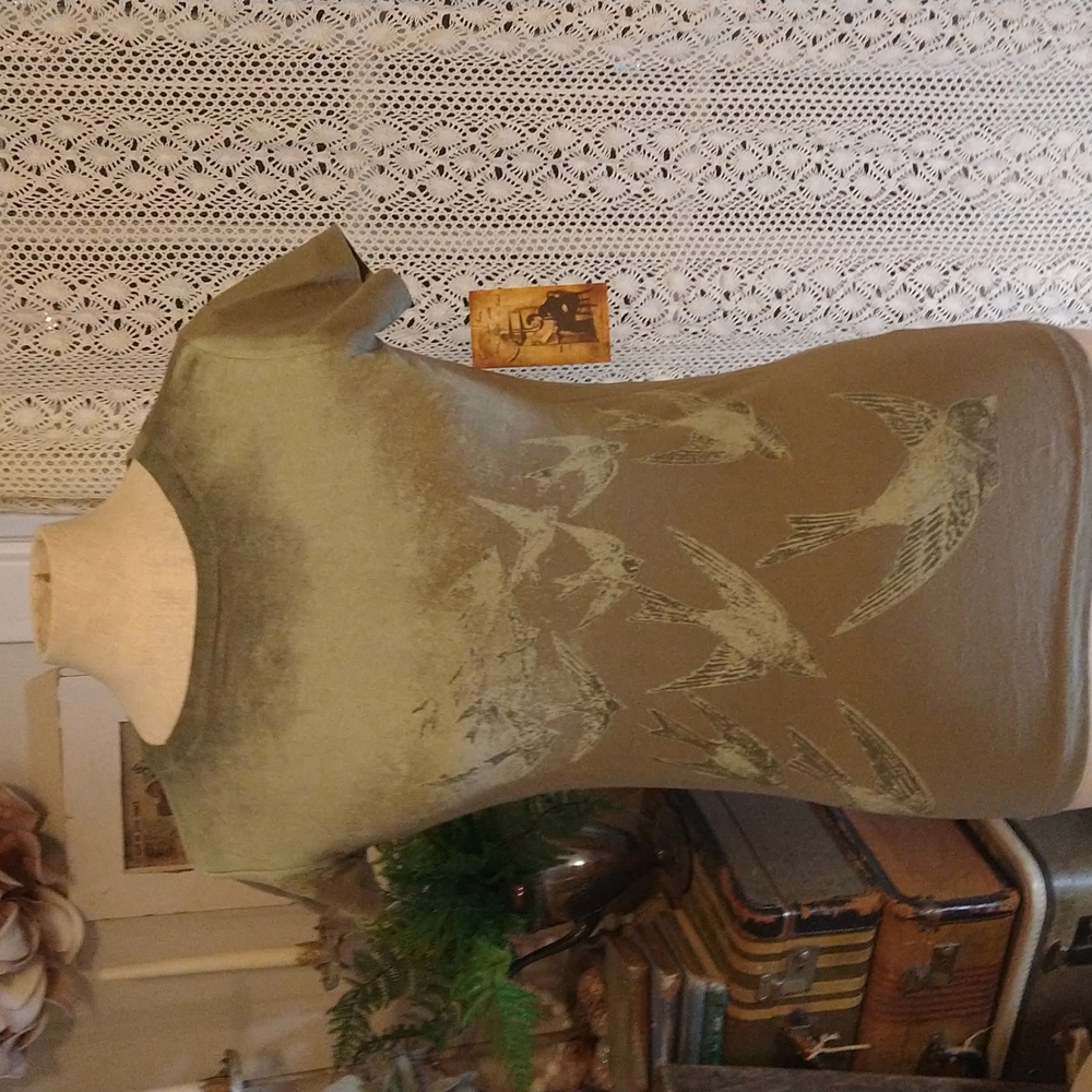 COPY - Idylle women's T-shirt NWT size med